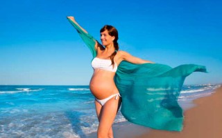 Можно ли беременным загорать и купаться на море?