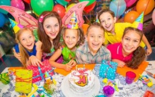 Что подарить ребенку на 7 лет: идеи для мальчиков и девочек