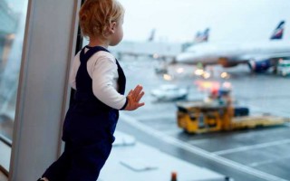 15 идей чем занять ребенка в аэропорту