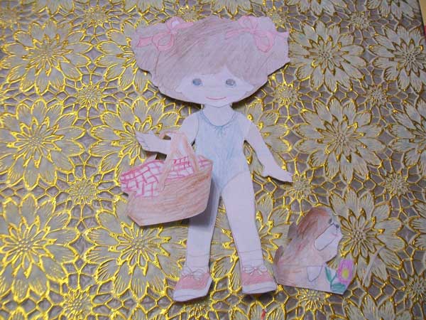 Кукла с одеждой для вырезания (1)